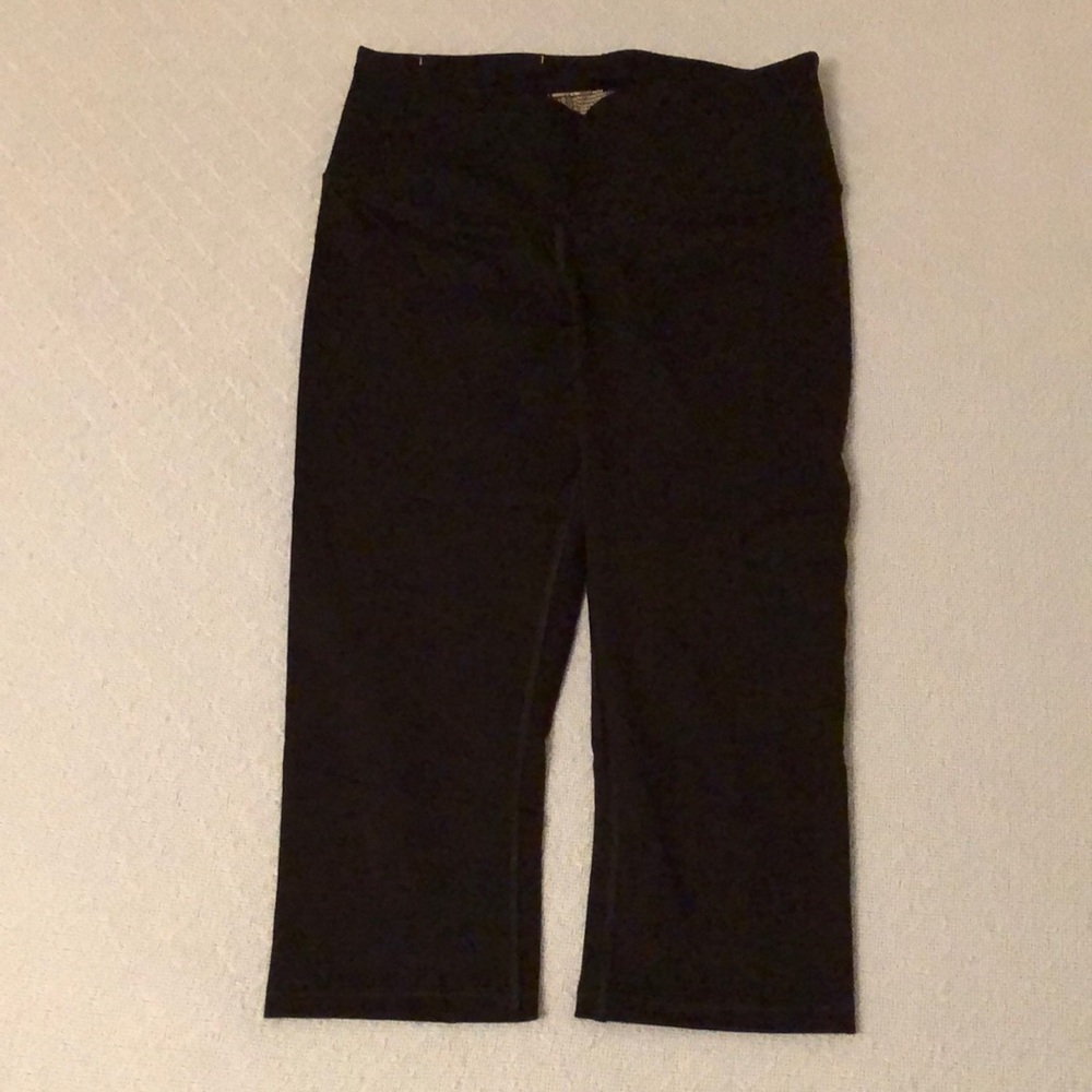 Victoria Sport Knockout Crop Leggings
